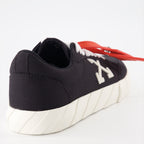Baskets Baskets basses Vulcanized Off-White Noir Homme