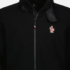 Imagen de la sudadera con cremallera de forro polar negro de Moncler Grenoble para Hombre - Temporada Otoño-Invierno 2025 - Vista Detallada_2