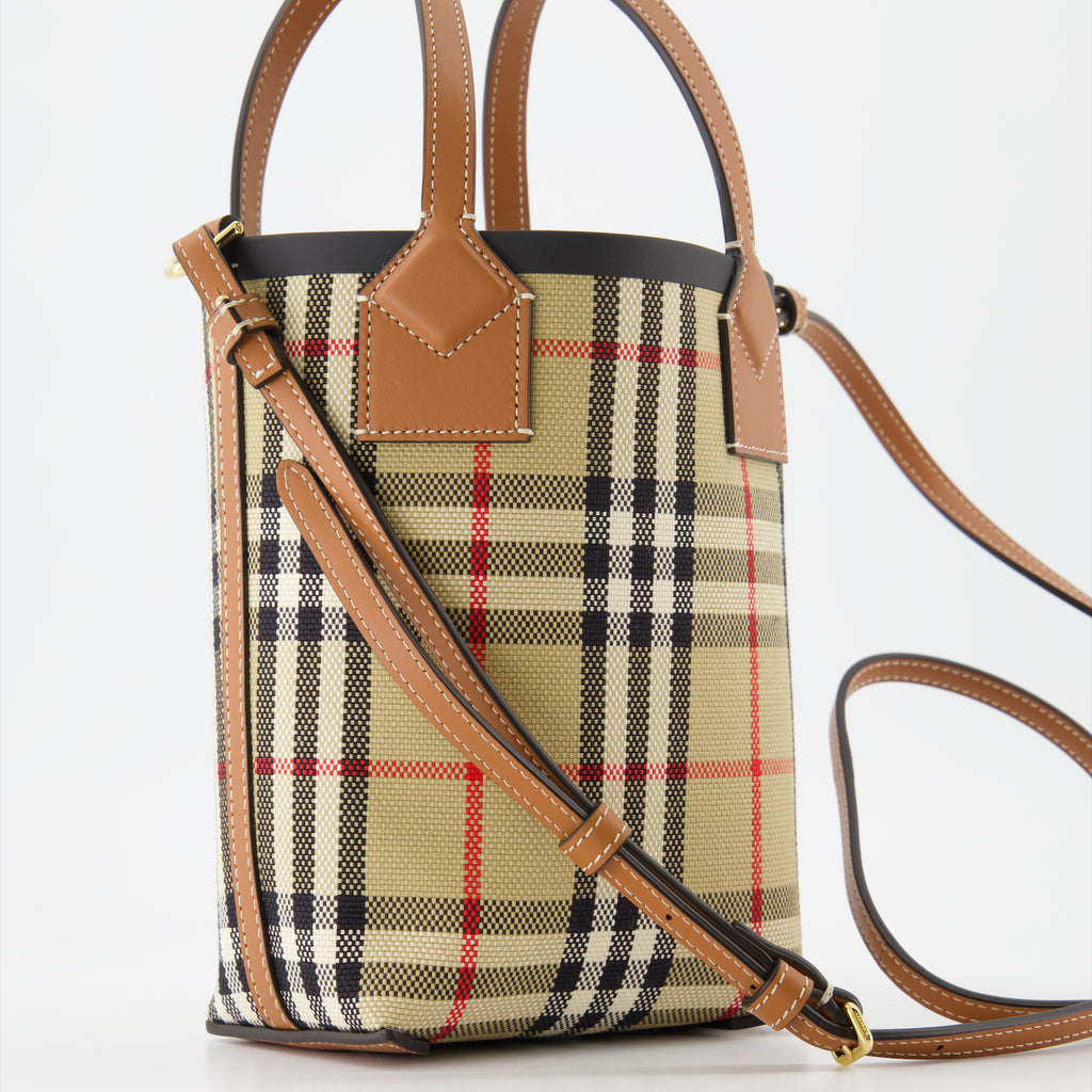 Sacs seau Mini cabas London Burberry Beige Femme