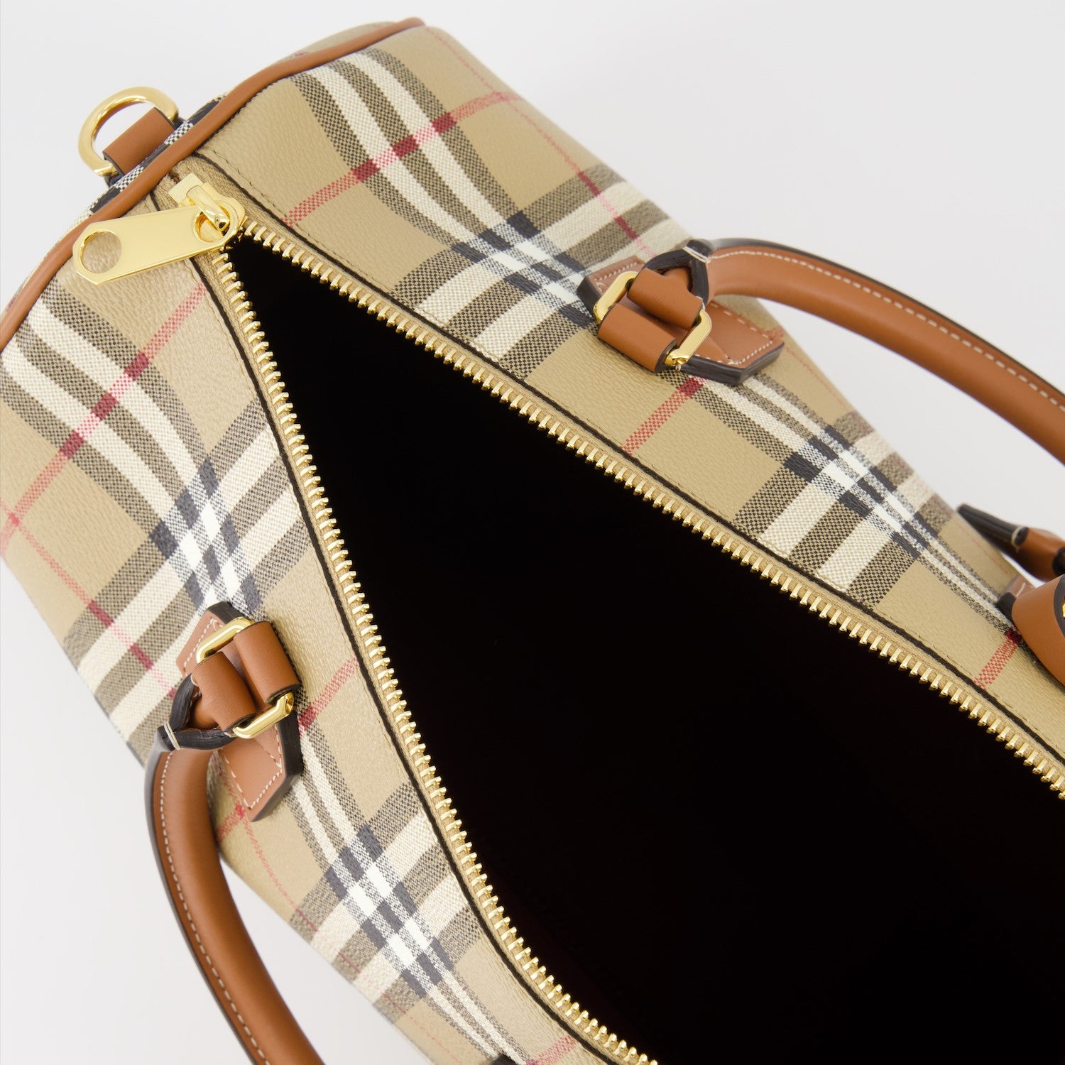 Sports and travel bags Bowling bag Burberry Beige Unisex