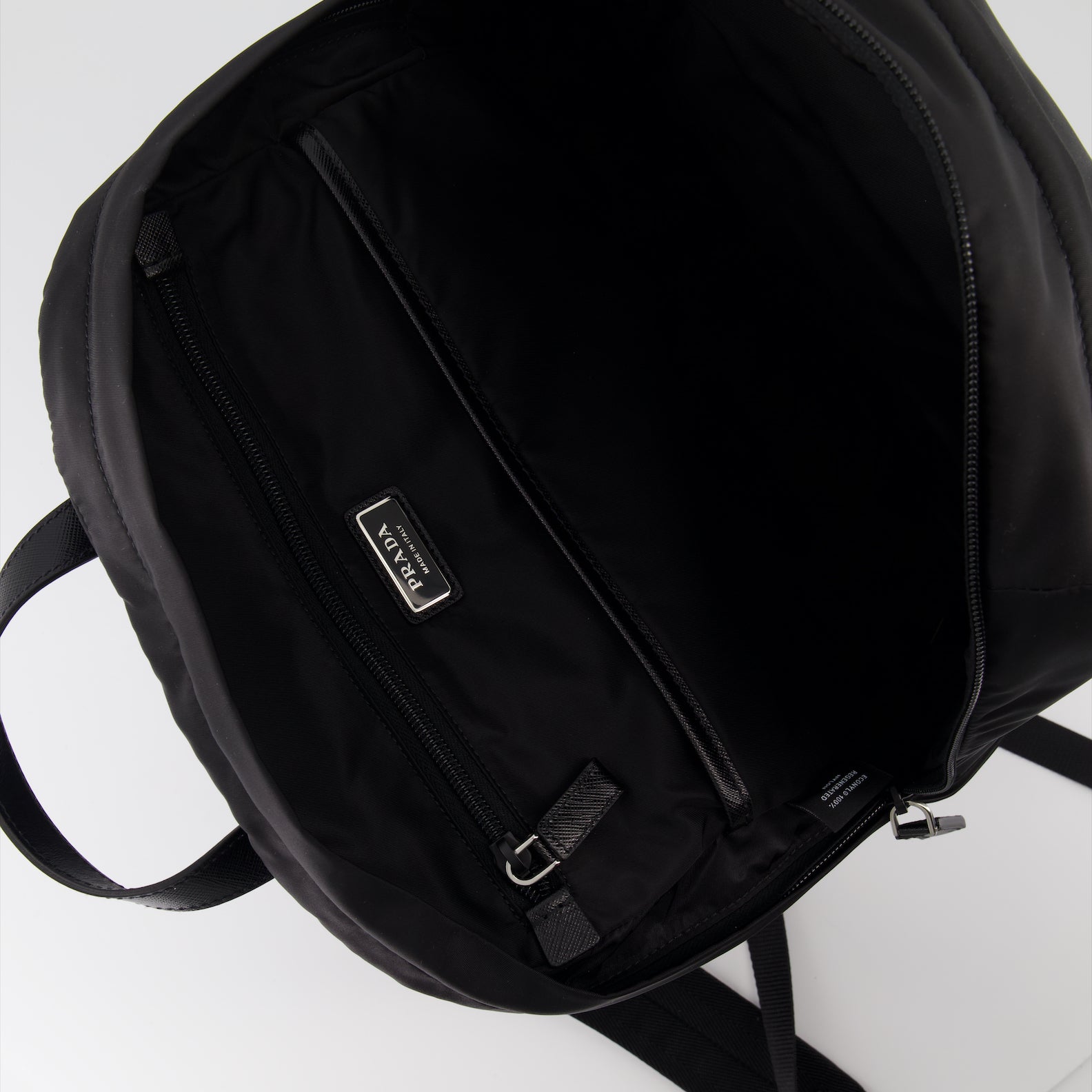 Sacs à dos Sac à dos en Re-Nylon et cuir Prada Noir Homme