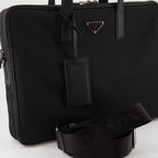 Borse sportive e da viaggio Porte-documents en Re-Nylon Prada Nero Homme