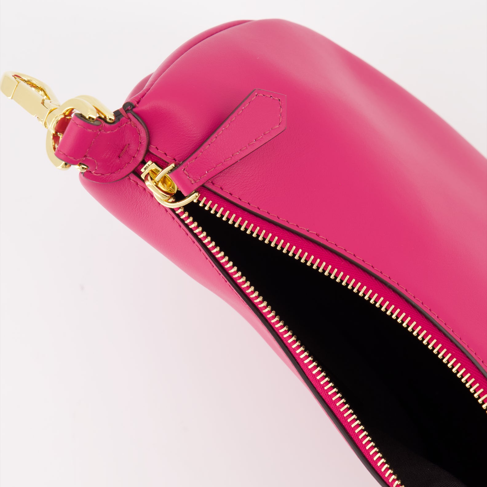 Crossbody bags Fendigraphy bag Fendi Pink Women