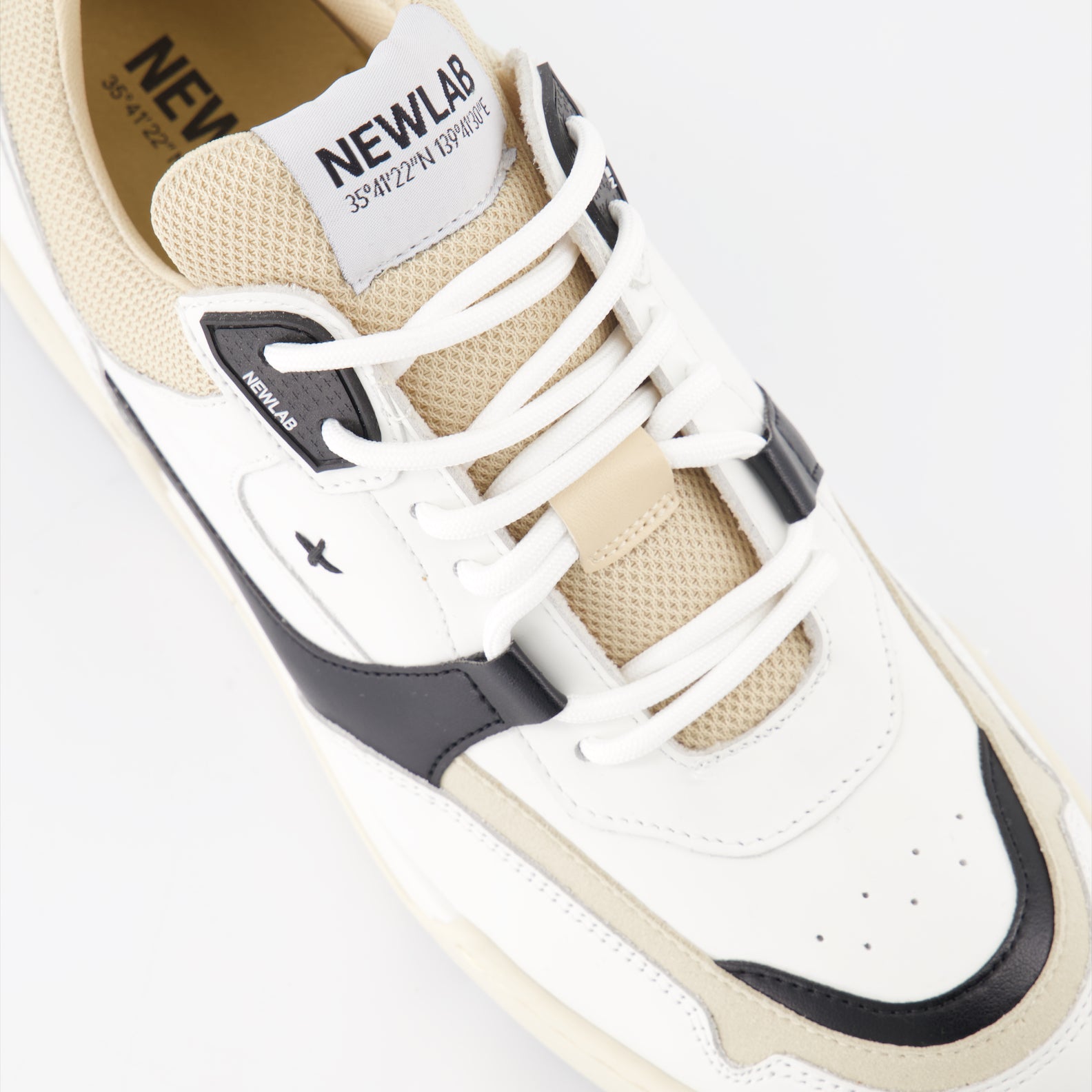 Sneaker Baskets /NL12 New Lab Negro Unisexo