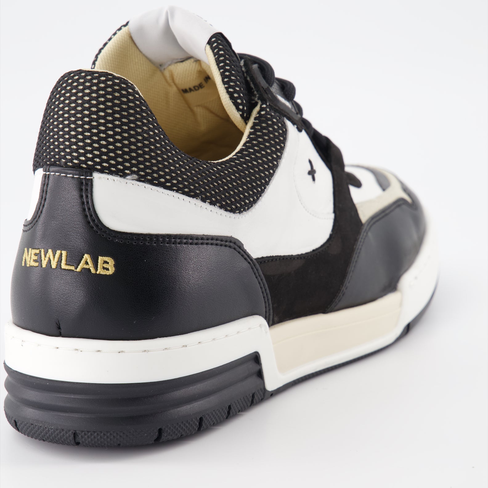 Sneaker Baskets /NL12 New Lab Negro Unisexo