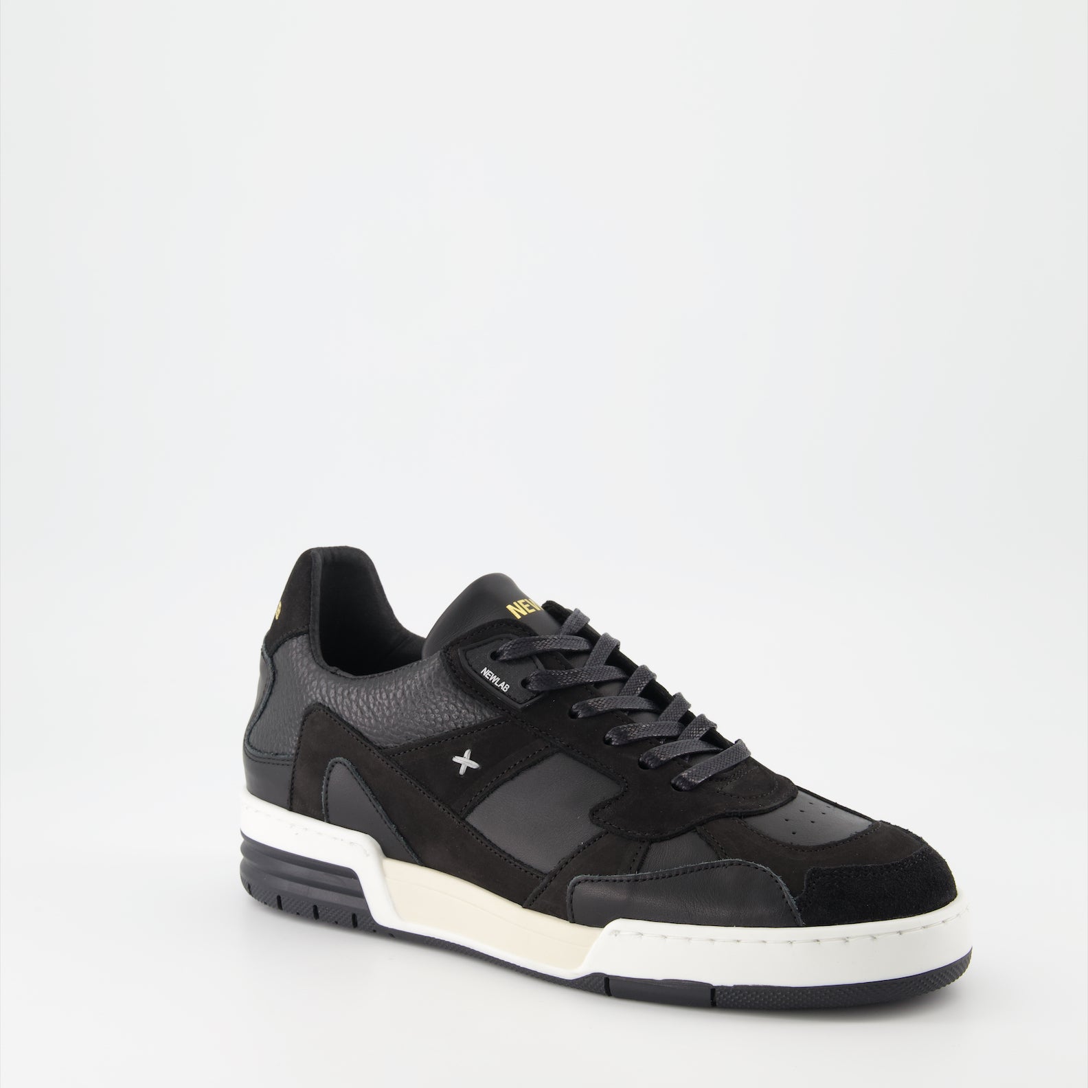 Sneaker Baskets /J05 New Lab Negro Unisexo