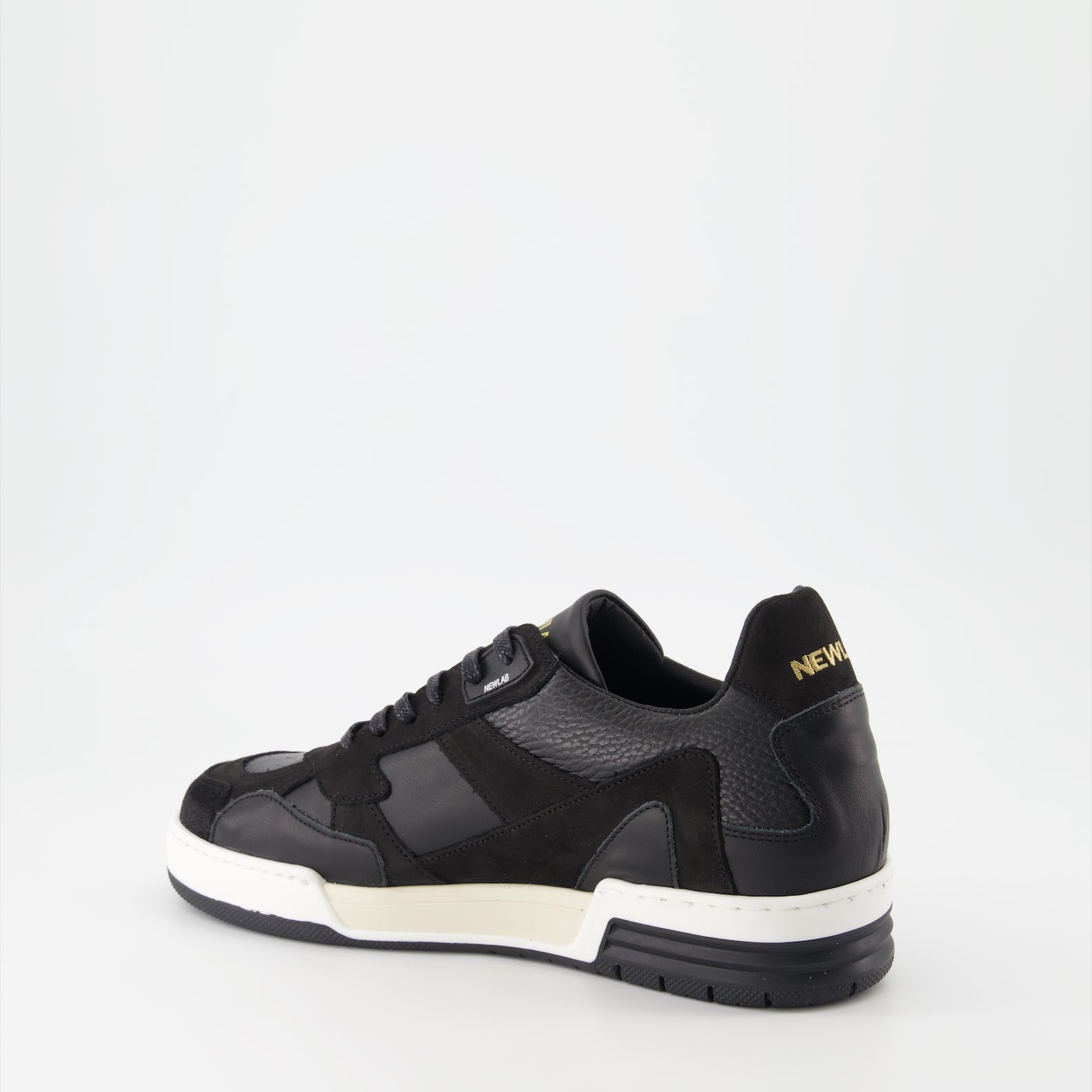 Sneaker Baskets /J05 New Lab Negro Unisexo