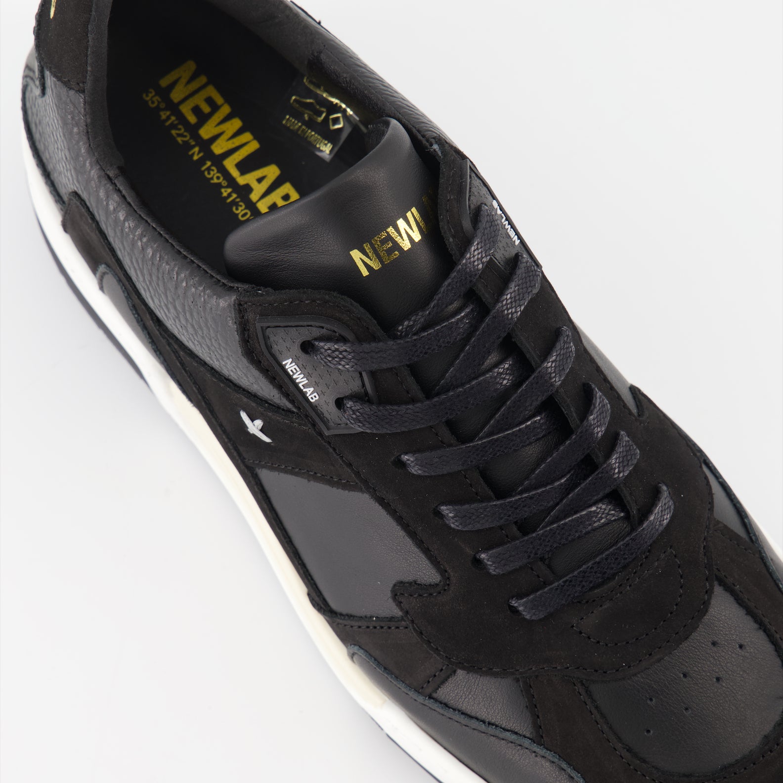 Sneaker Baskets /J05 New Lab Negro Unisexo