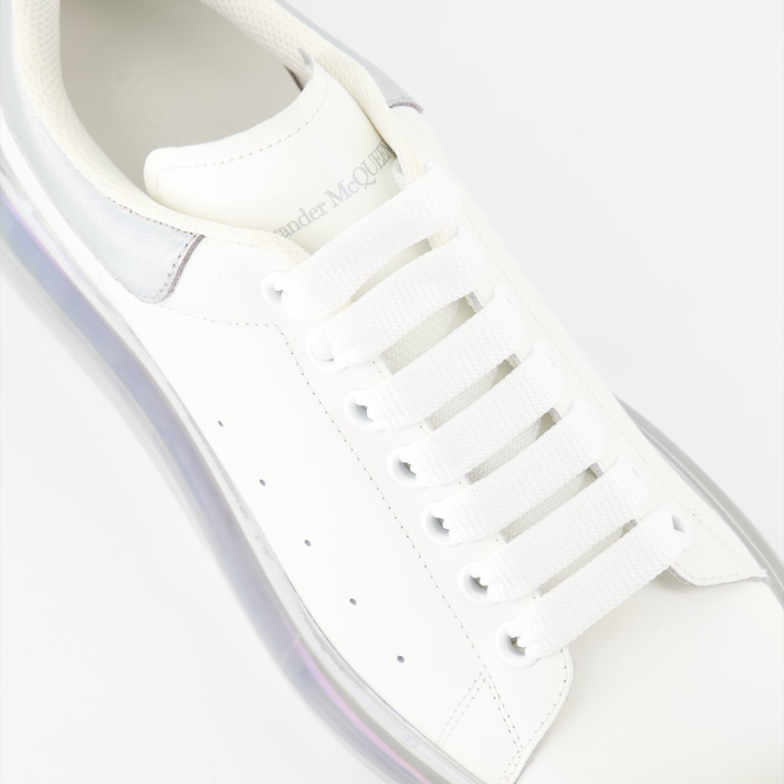 Sneaker Baskets oversize Alexander McQueen Blanco Homme