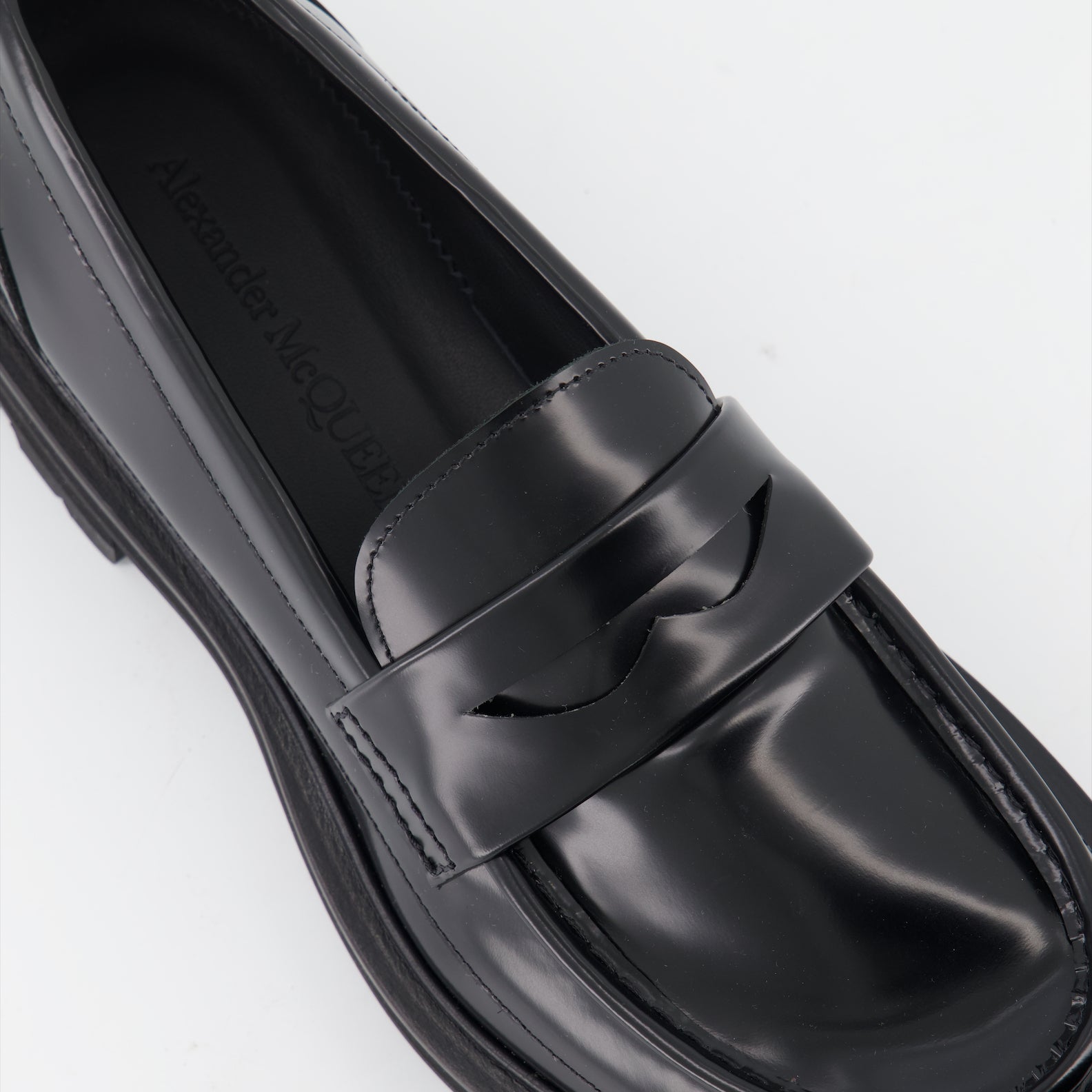 Loafer Mocassins en cuir Alexander McQueen Schwarz Homme