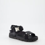 Chaussures ouvertes Sandales en cuir Prada Noir Homme