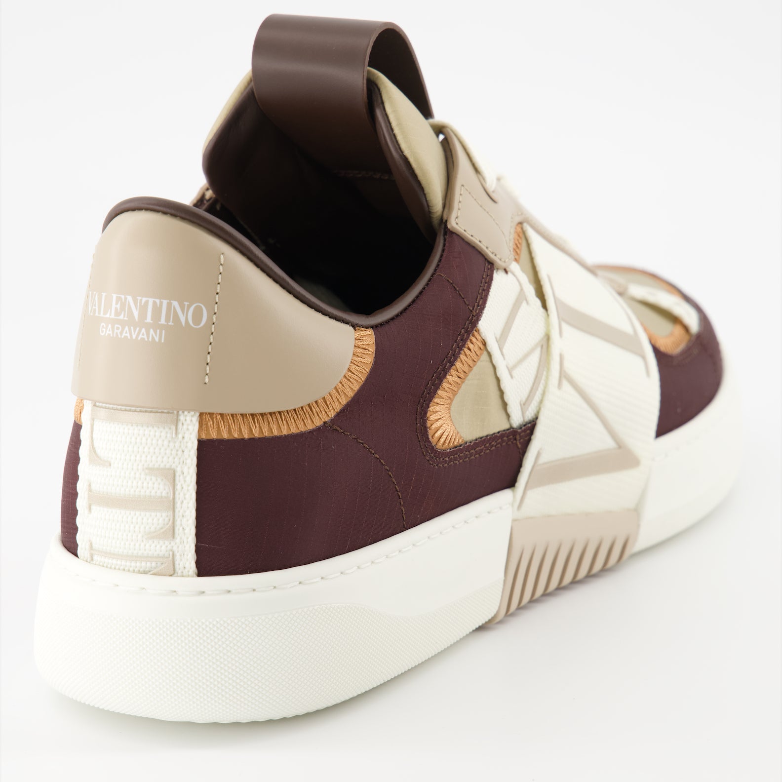 Sneaker Baskets VL7N Valentino Garavani Marrón Homme