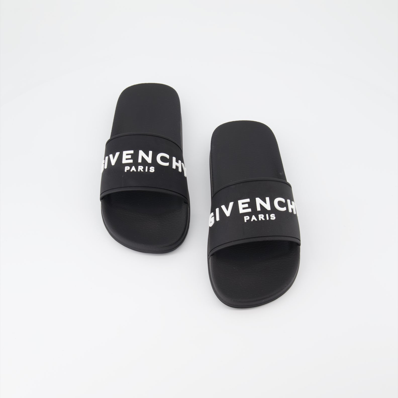 Chaussures ouvertes Sandales à logo Givenchy Noir Femme