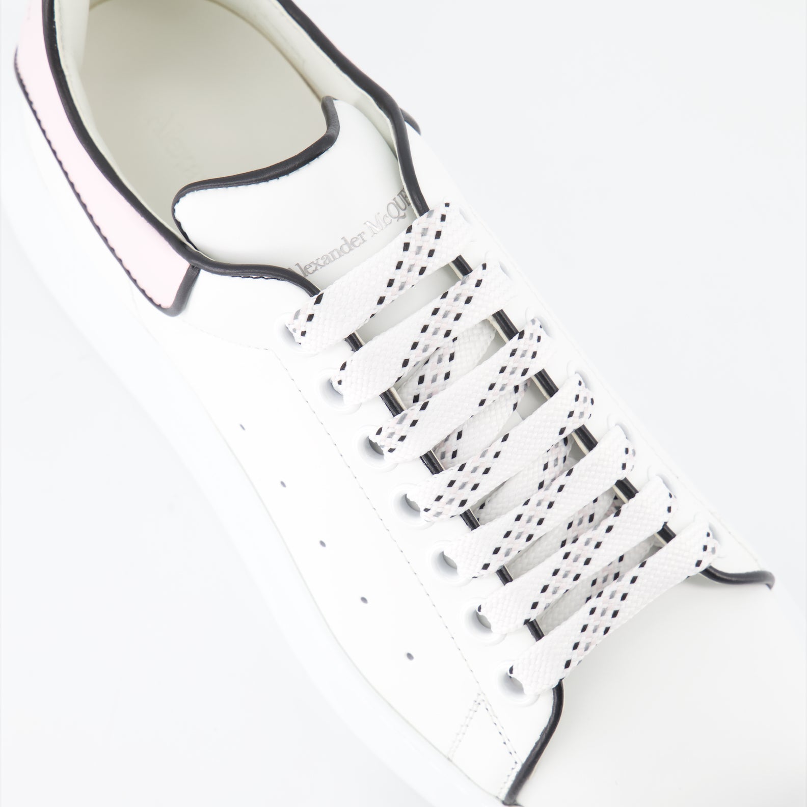 Sneaker Baskets oversize Alexander McQueen Weiß Femme
