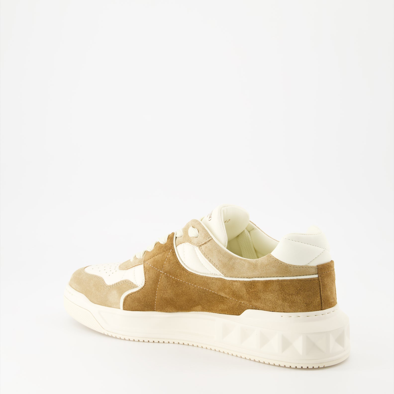 Sneaker Baskets One Stud Valentino Garavani Beige Homme