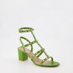 Sapatos abertos Sandales Rockstud Valentino Garavani Verde Femme