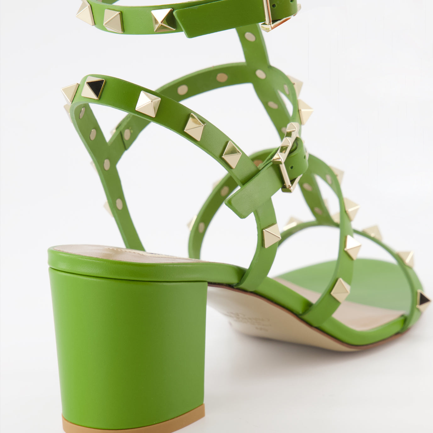 Zapatos abiertos Sandales Rockstud Valentino Garavani Verde Femme