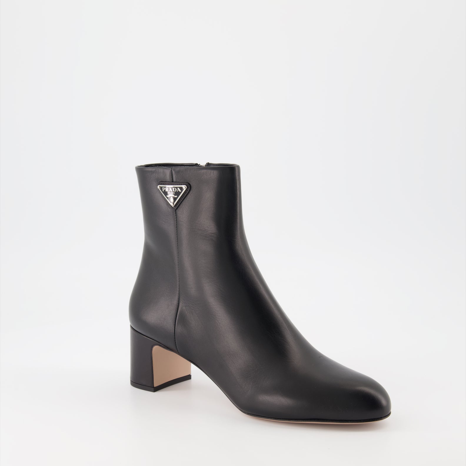 Bottines Bottines en cuir Prada Noir Femme