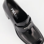 Mocassins Mocassins à talon Prada Noir Femme