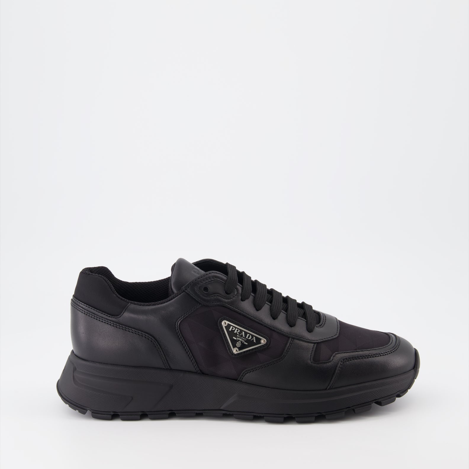 Sneaker Baskets en cuir et Re-Nylon Prada Schwarz Homme