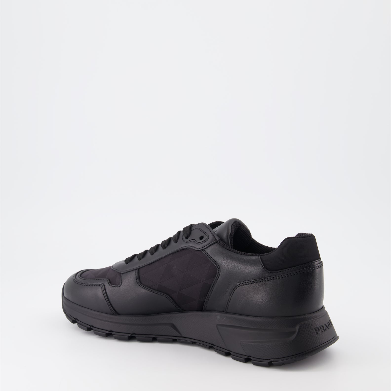 Sneaker Baskets en cuir et Re-Nylon Prada Schwarz Homme