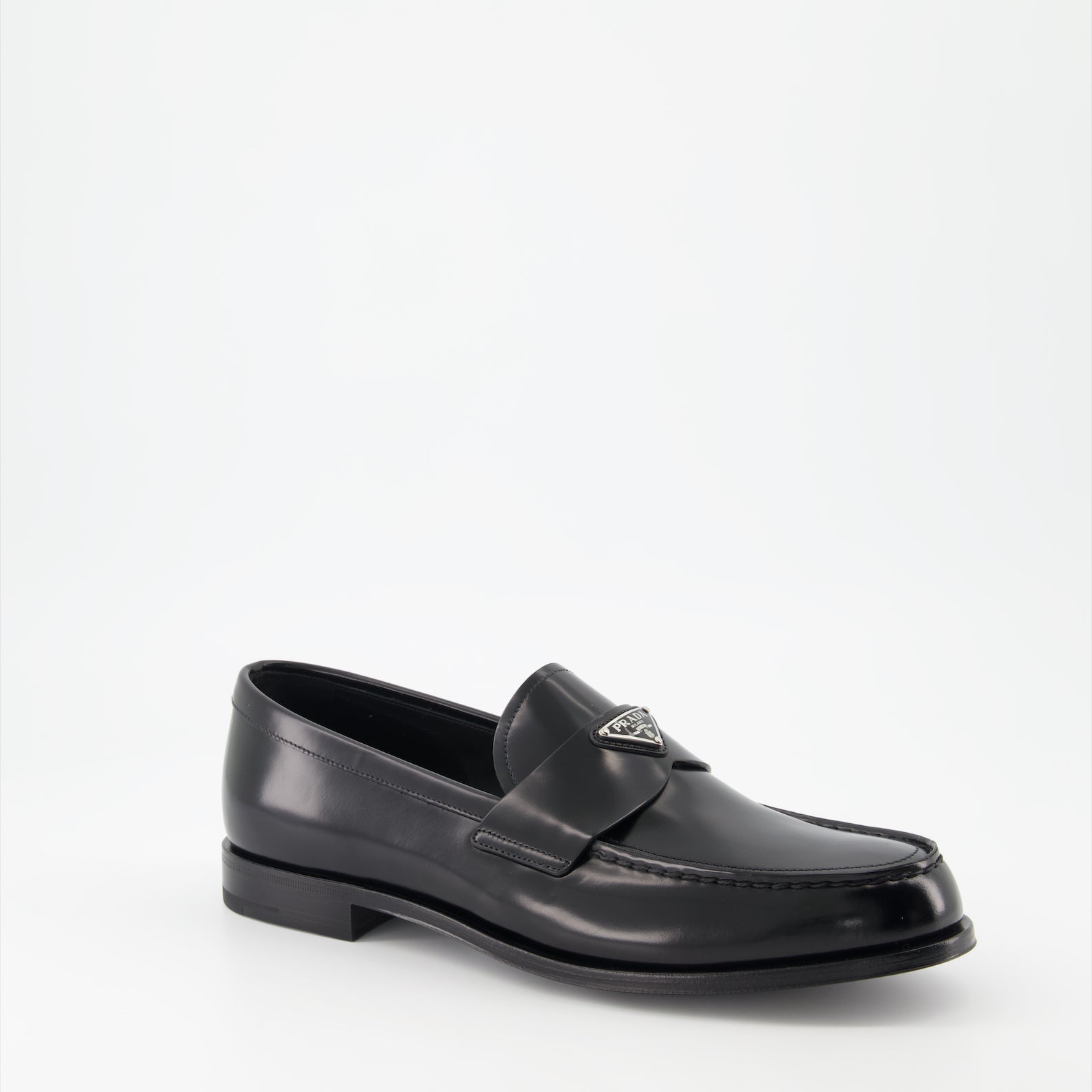 Loafer Mocassins en cuir verni Prada Schwarz Homme