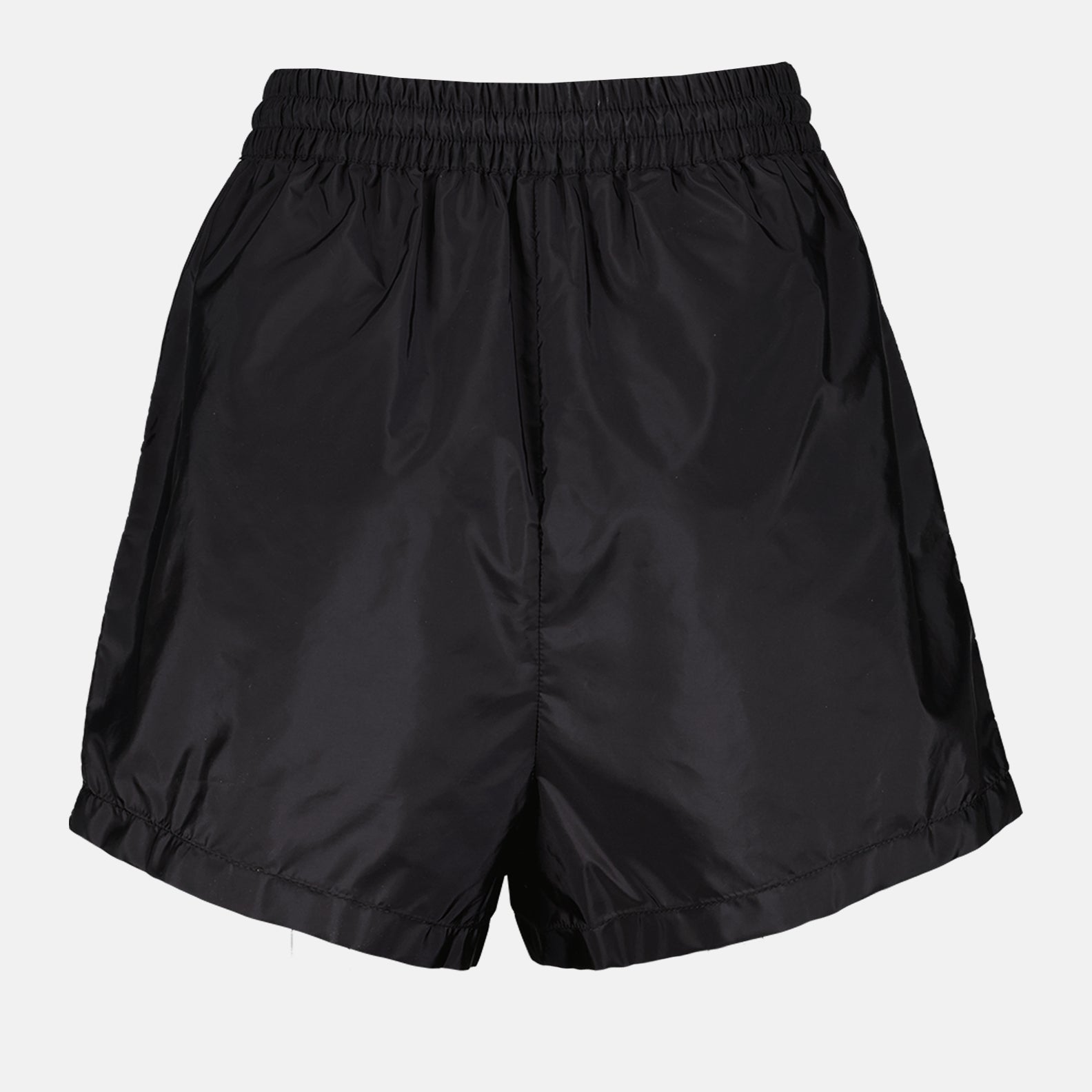 Shorts Short en nylon Prada Preto Femme