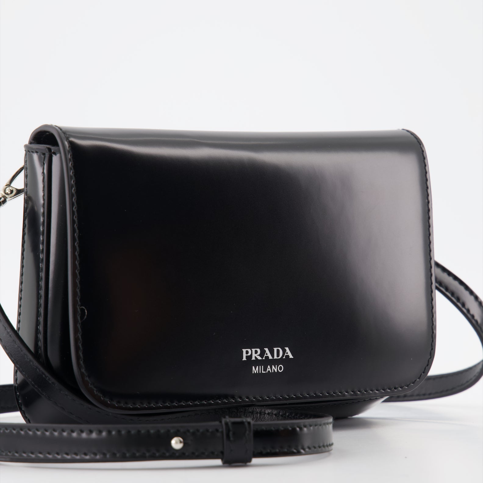 Crossbody bags Leather shoulder bag Prada Black Man