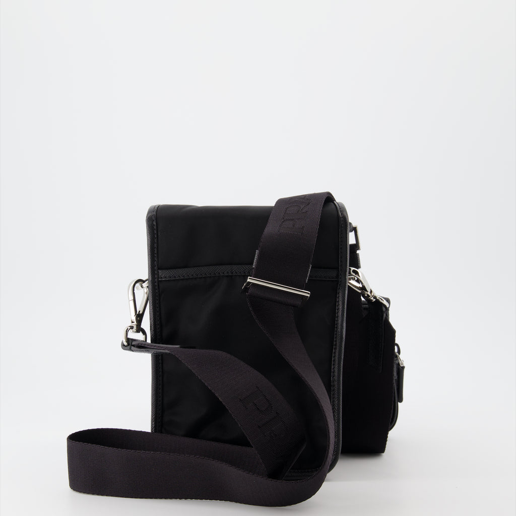 Sacs bandoulière Sac porté épaule en cuir Saffiano Prada Noir Homme