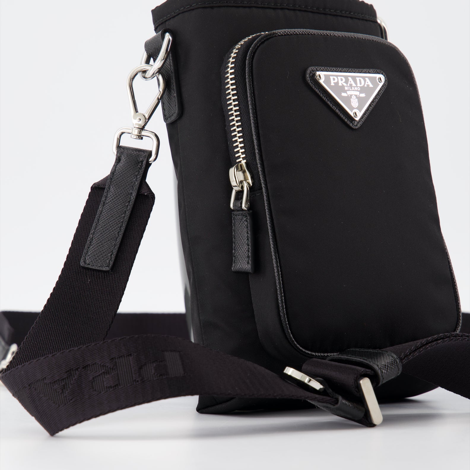 Borse a tracolla Etui pour smartphone en Re-Nylon Prada Nero Homme