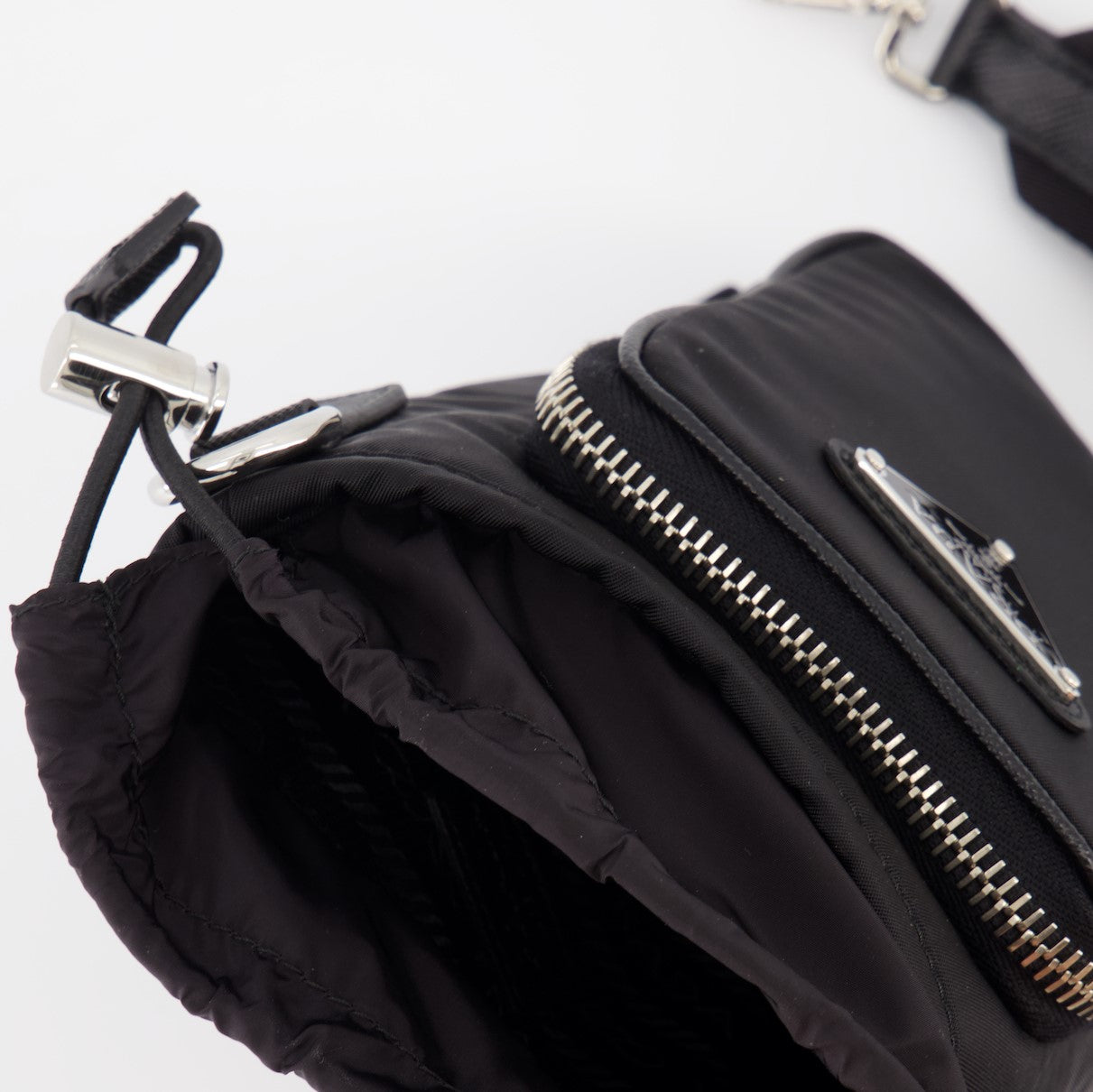 Borse a tracolla Etui pour smartphone en Re-Nylon Prada Nero Homme