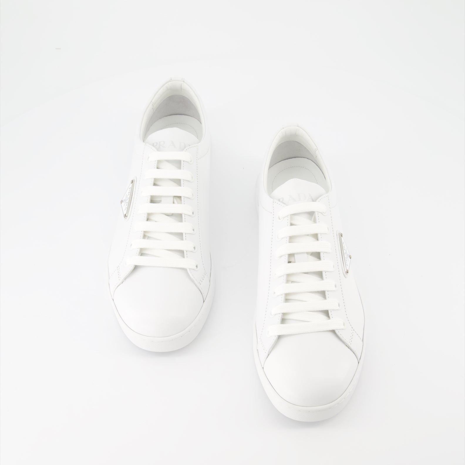 Sneaker Baskets en cuir brossé Prada Blanco Homme