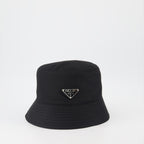Chapeaux, casquettes et bonnets Bob en Re-Nylon Prada Noir Homme