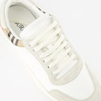 Sneakers Sneakers a quadri Burberry Bianco Homme