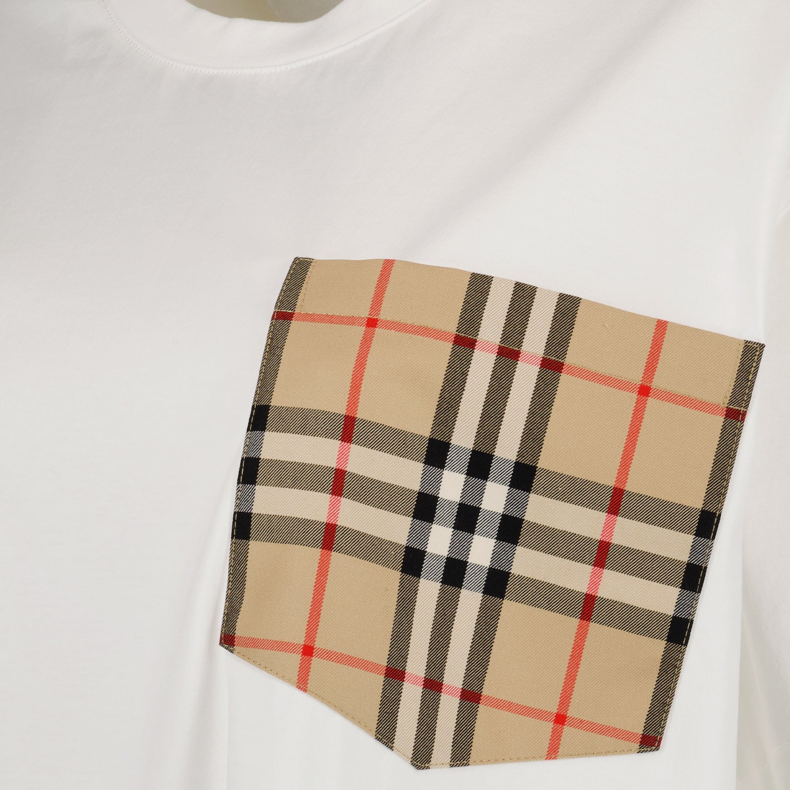 T-Shirts Carrick T-Shirt Burberry Weiß Femme