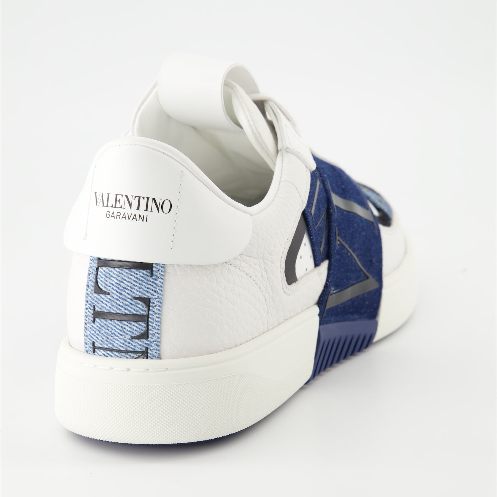 Valentino Garavani VL7N Sneakers - Men – myCompañero