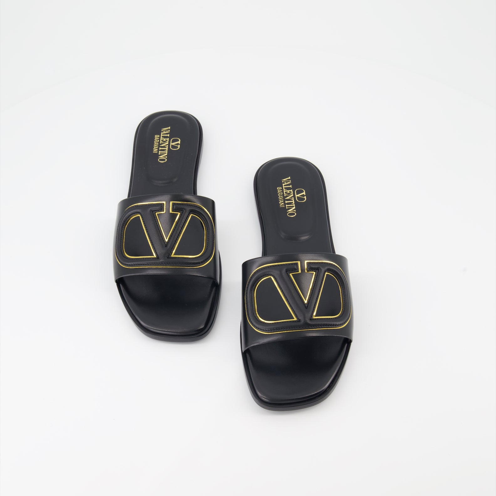 Open shoes VLogo slides Valentino Garavani Black Women