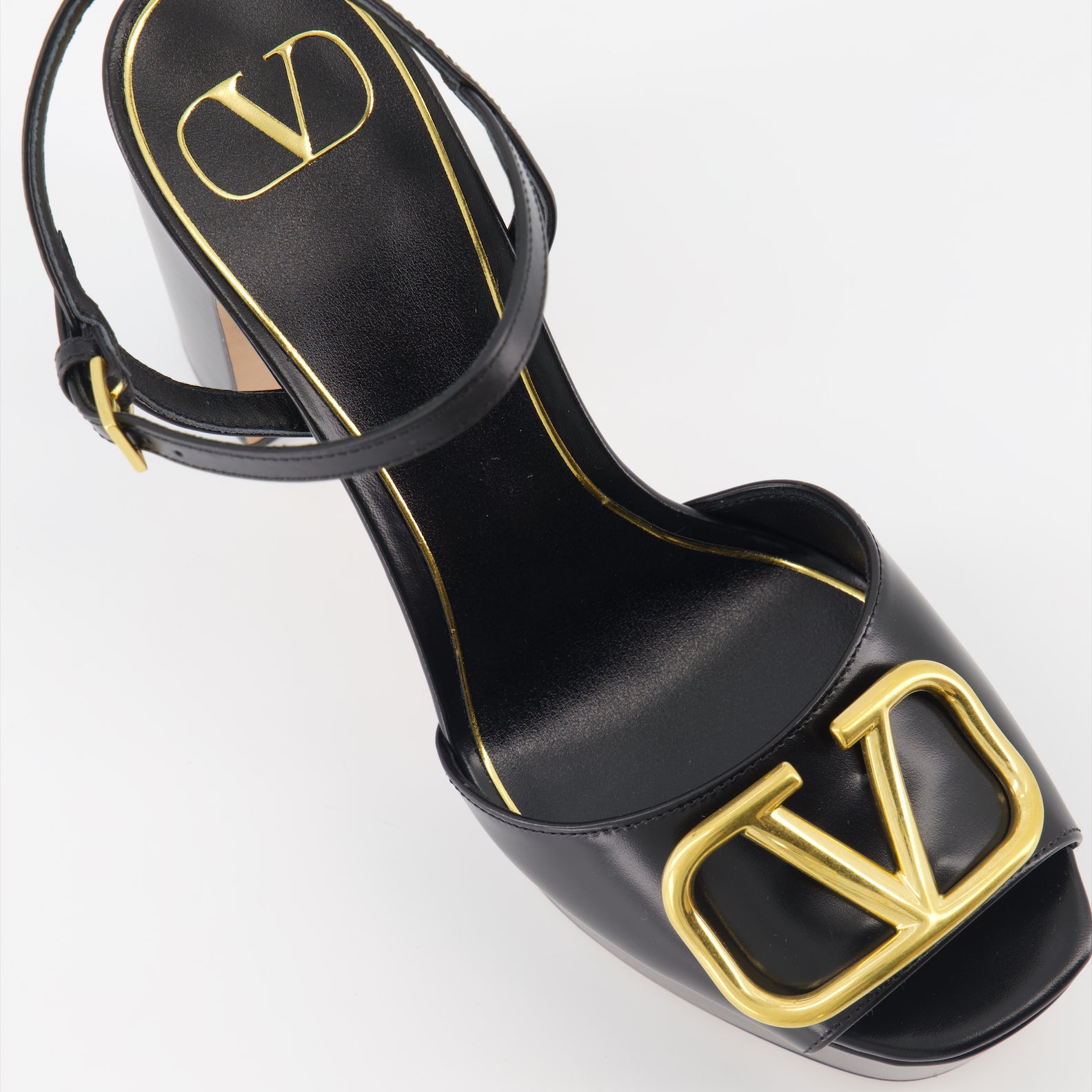 Open shoes VLogo heeled sandals Valentino Garavani Black Women