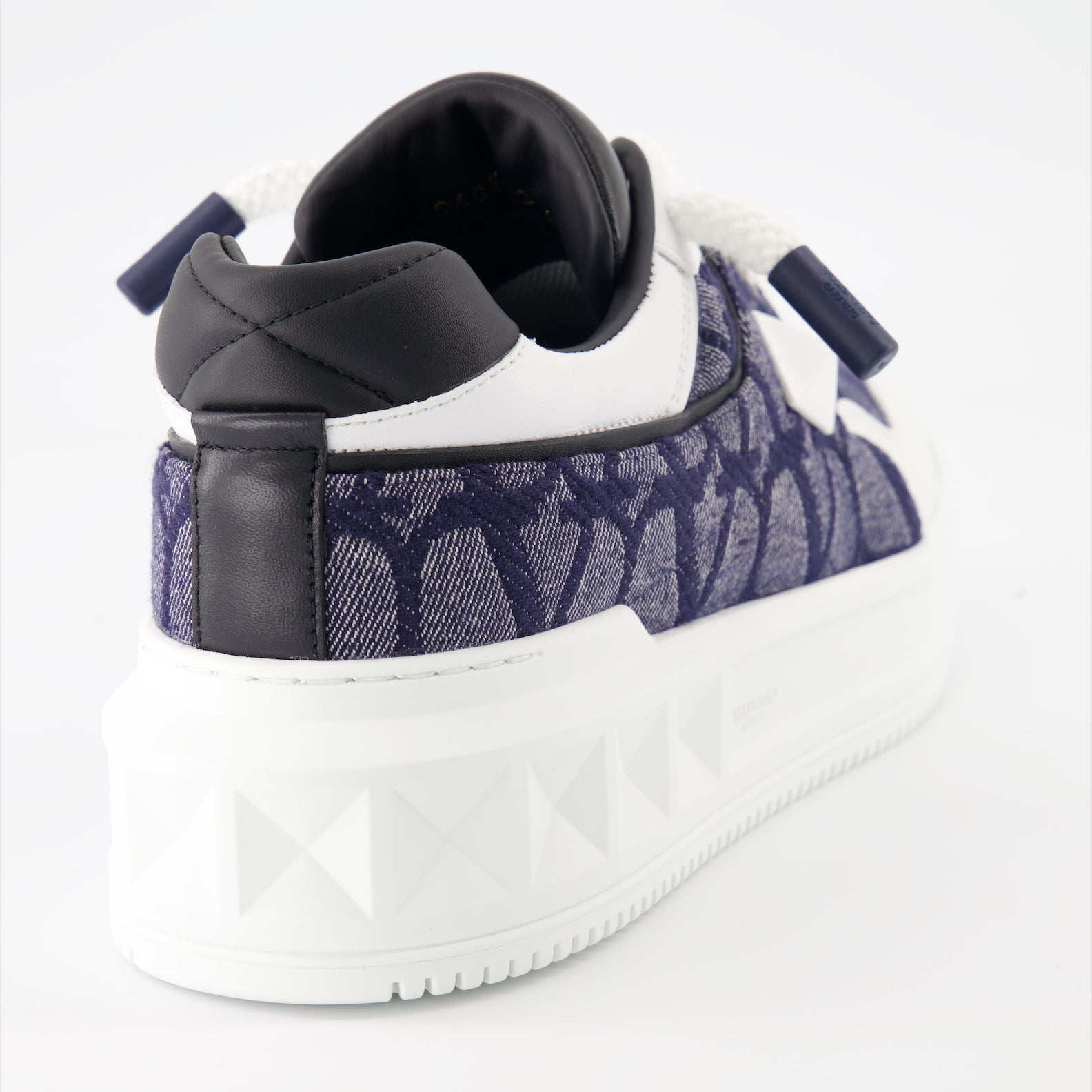 Baskets Baskets One Stud XL Valentino Garavani Bleu Homme