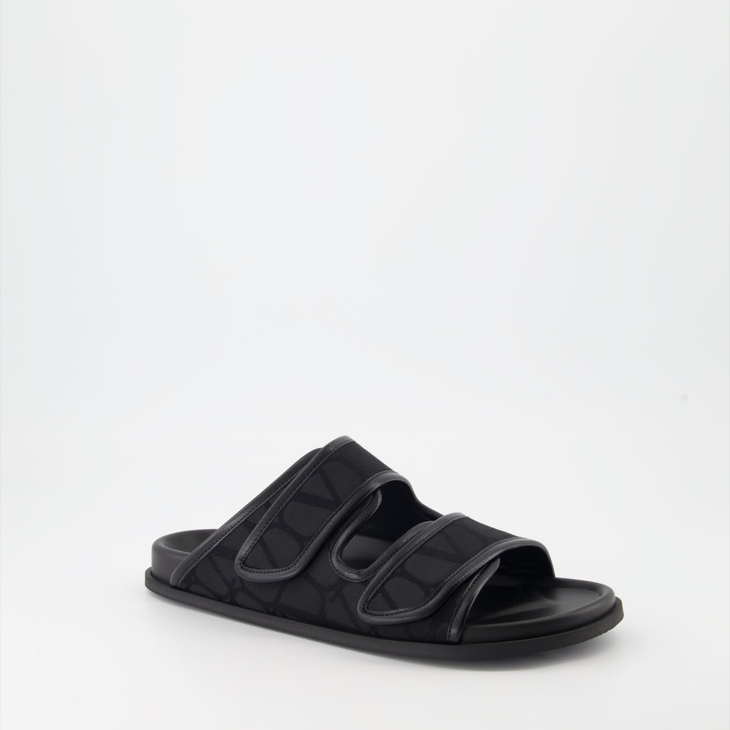 Open shoes VLogo slides Valentino Garavani Black Man