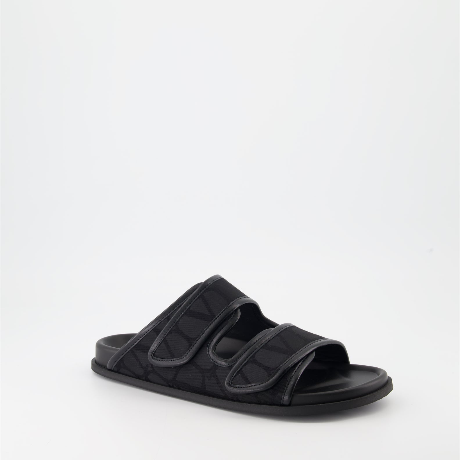 Open shoes VLogo slides Valentino Garavani Black Man