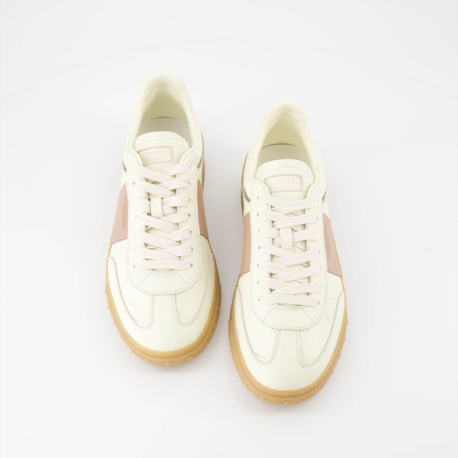 Sneaker Baskets Upvillage Valentino Garavani Beige Femme