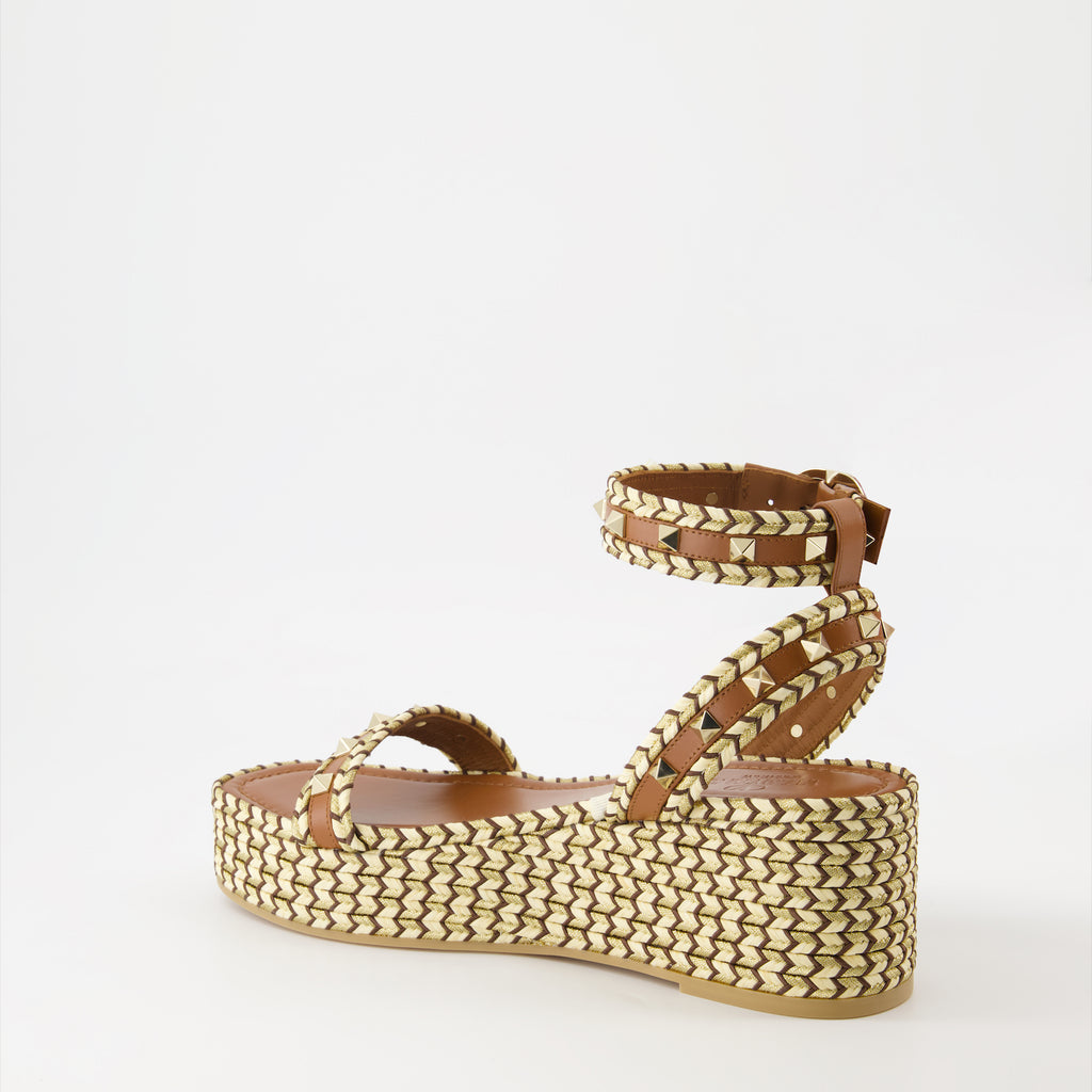 Sapatos plataforma Sandales compensées Rockstud Valentino Garavani Marrom Femme