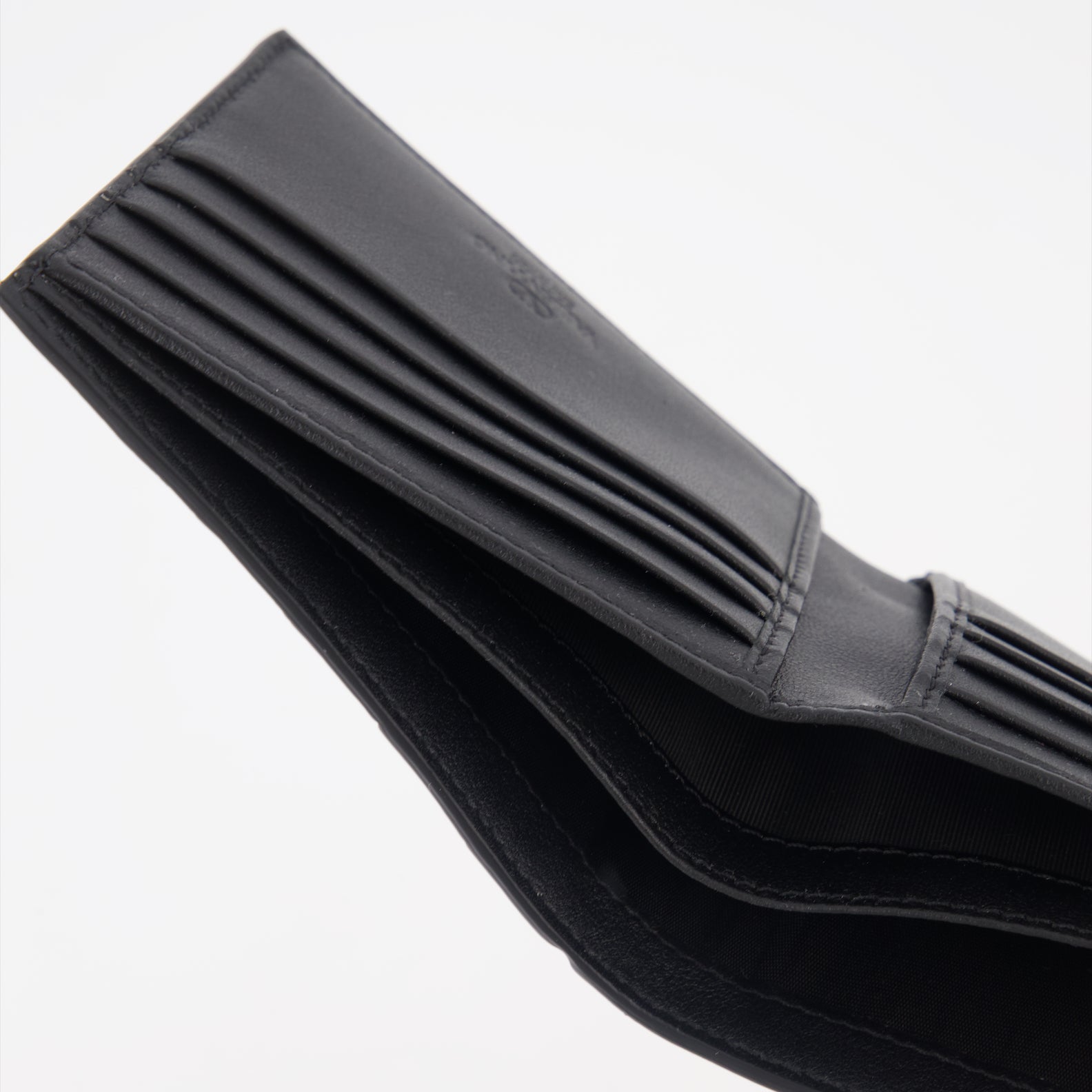 Petite maroquinerie Portefeuille en cuir d'autruche Valentino Garavani Noir Homme