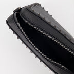 Umhängetaschen Sac bandoulière Rockstud Valentino Garavani Schwarz Homme