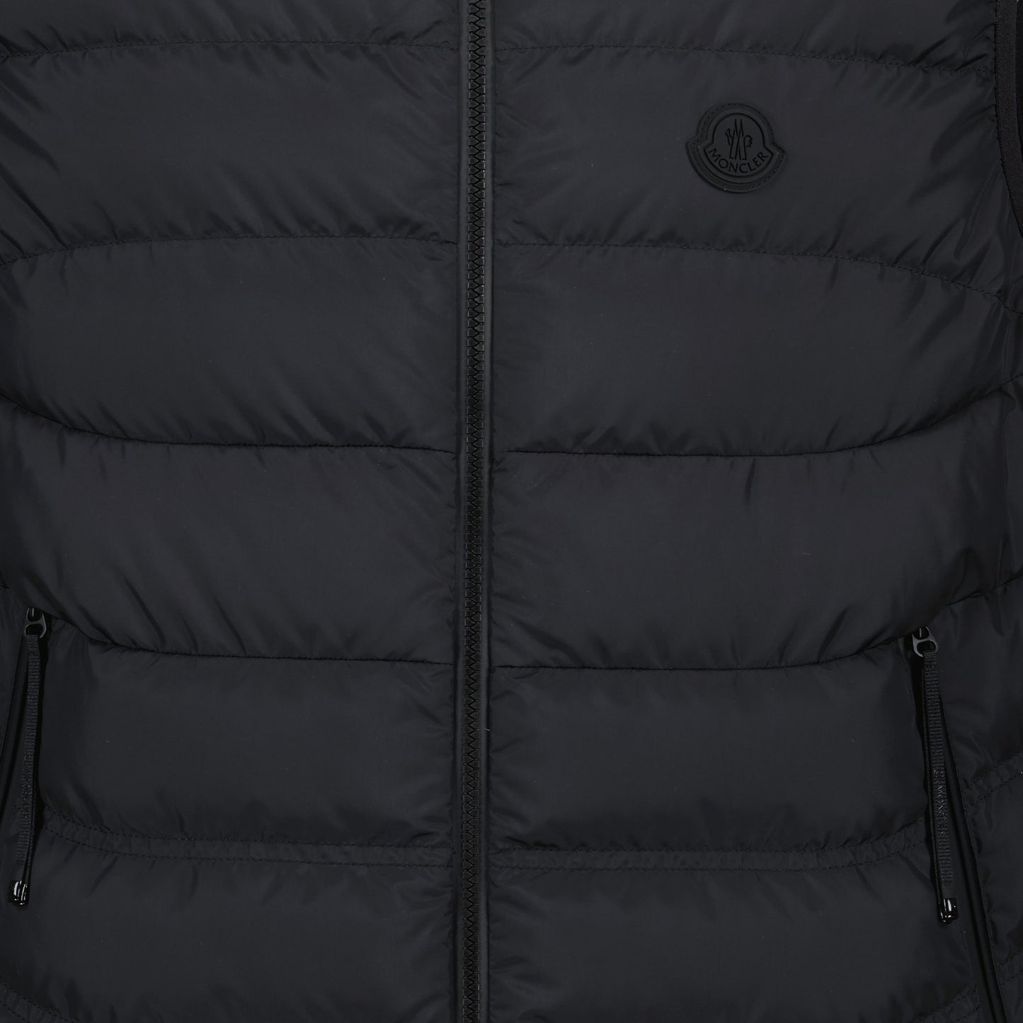 Nuberia sleeveless jacket