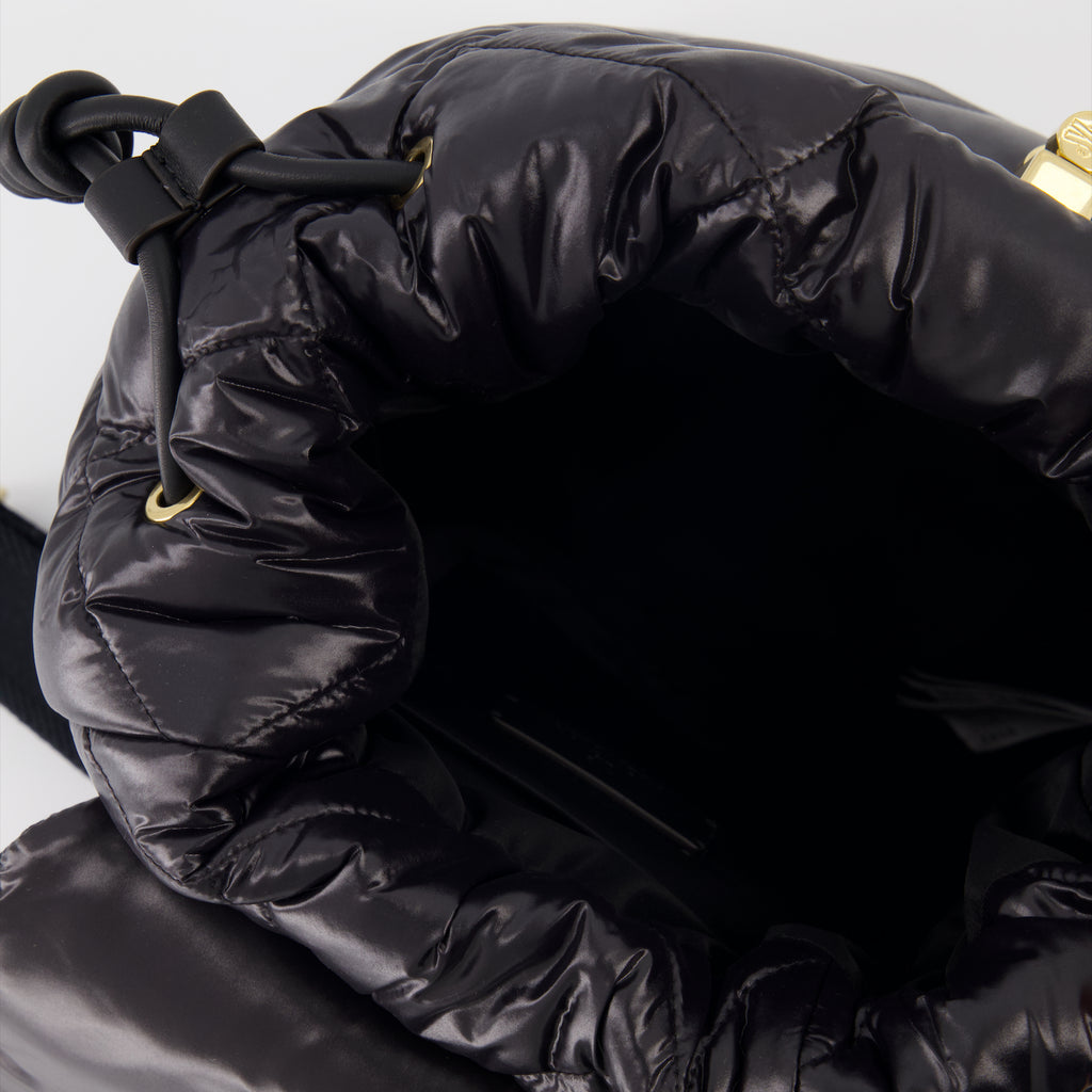 バックパック パフバックパック Moncler 黒 女性