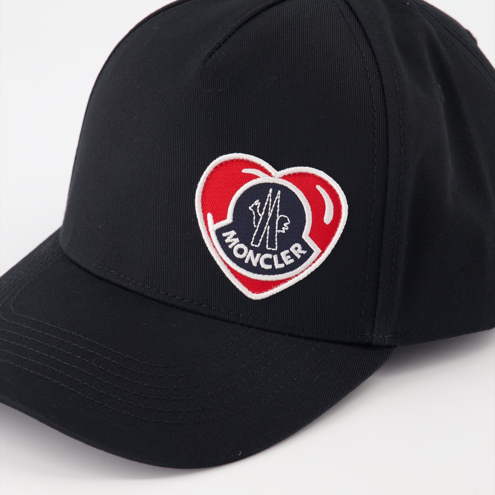 Chapeaux, casquettes et bonnets Casquette à logo coeur Moncler Noir Homme