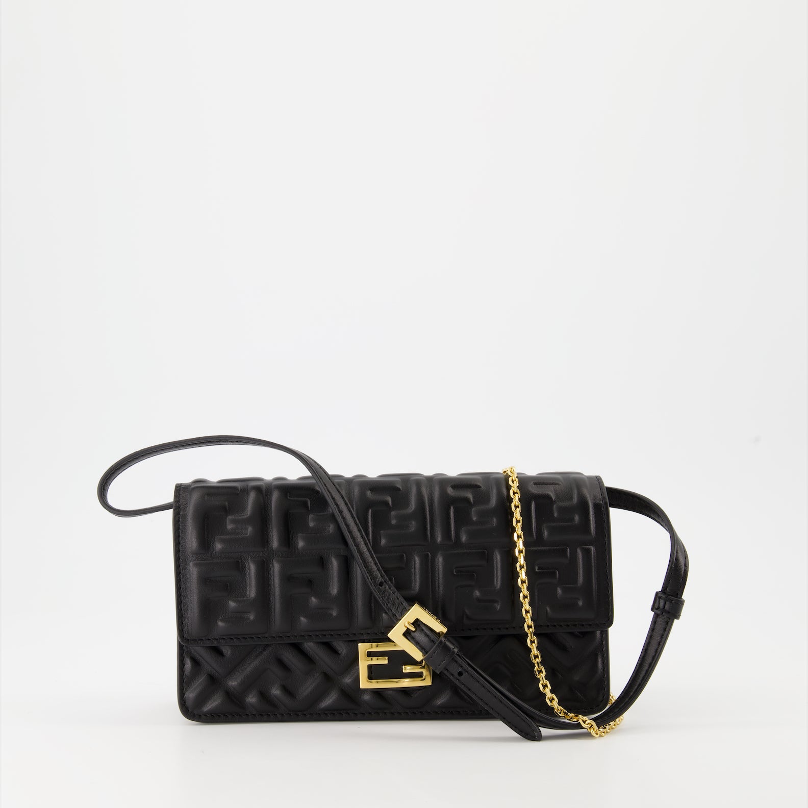 Sacs bandoulière Portefeuille à chaîne Baguette Fendi Noir Femme