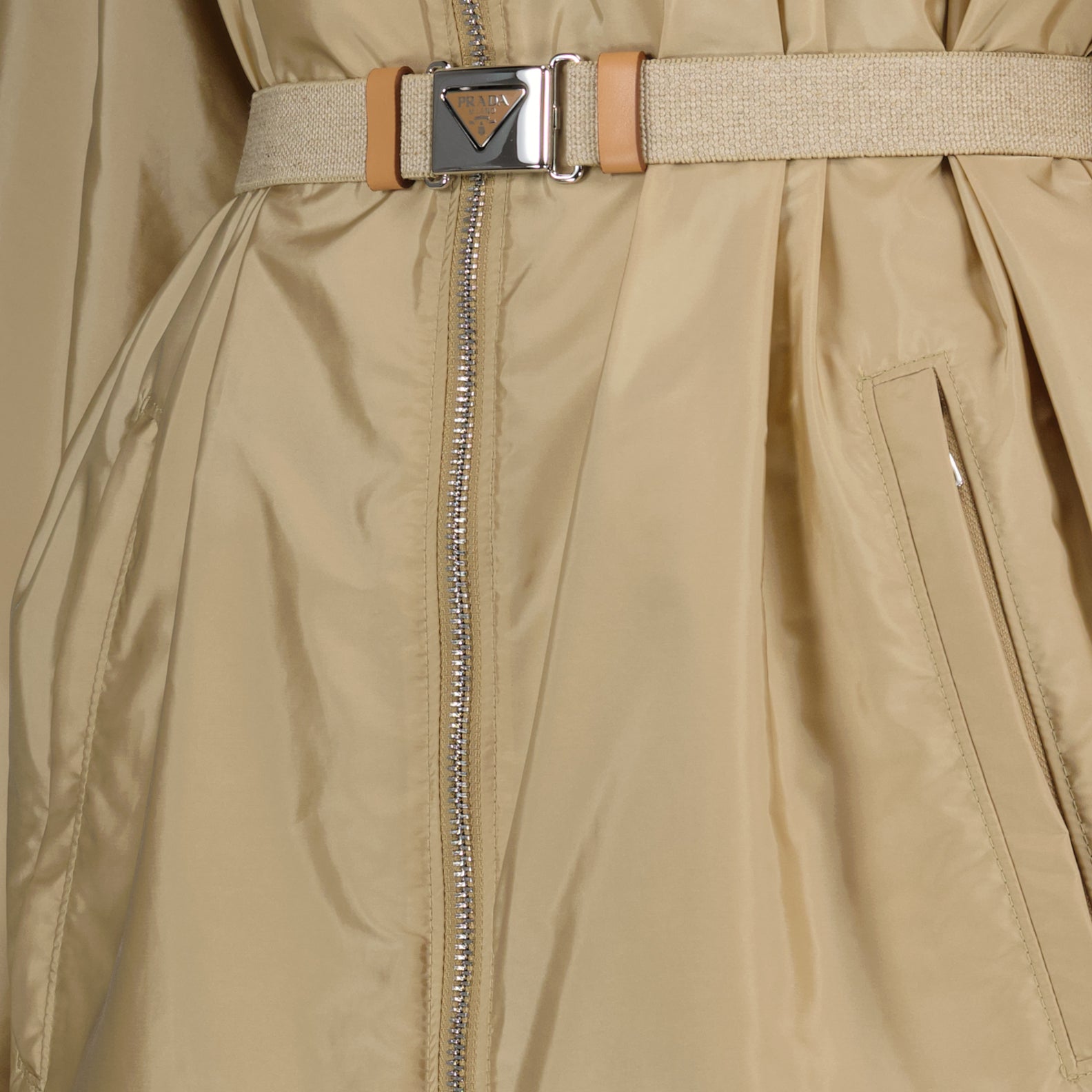 Abrigos Parka Re-Nylon Prada Beige Femme